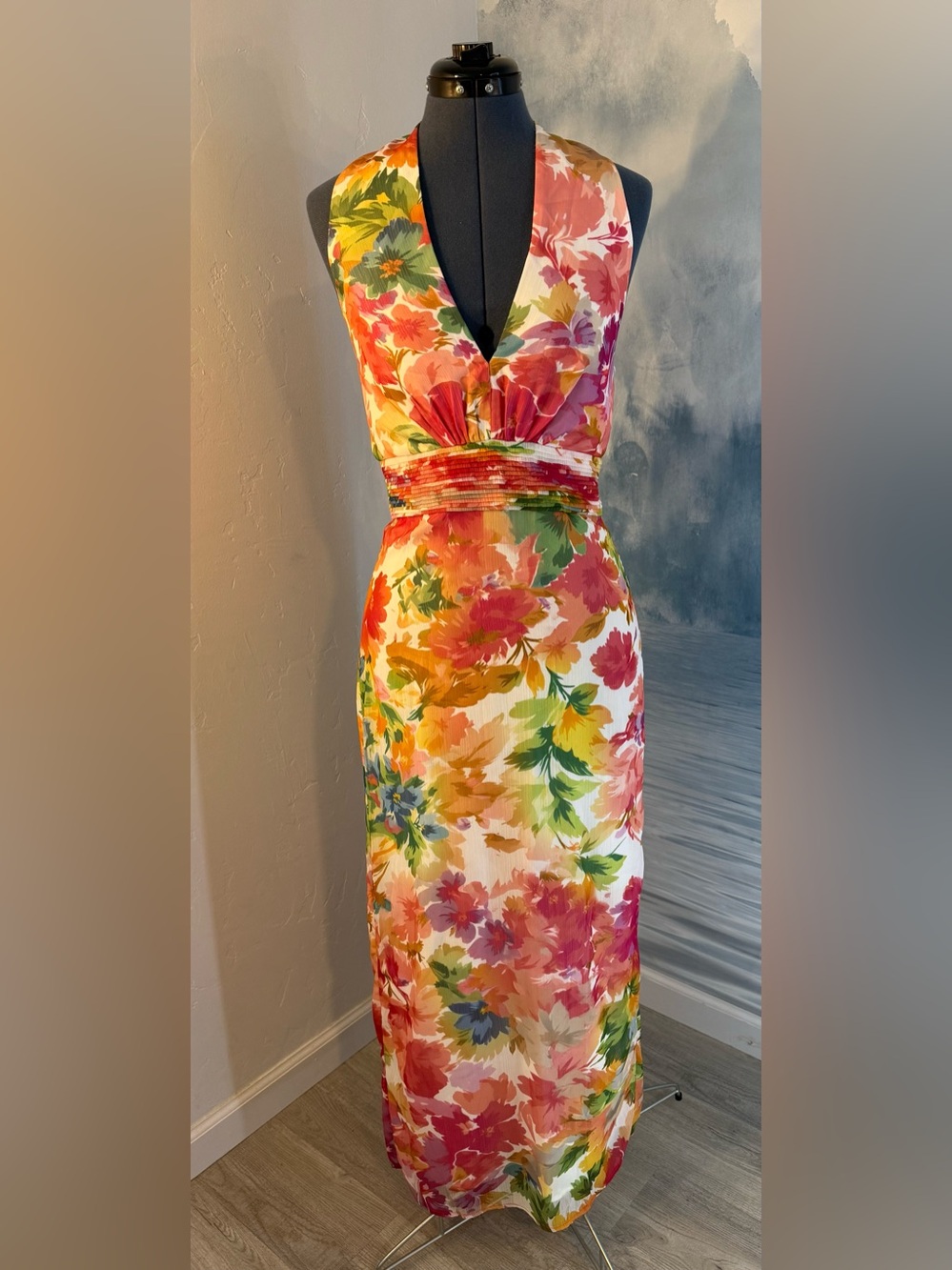 Sleeveless Floral V-Neck Maxi Dress in Multicolor # 386